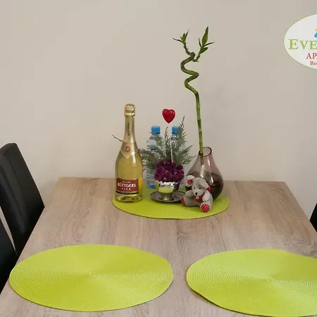 Lägenhet Evergreen Romarta *