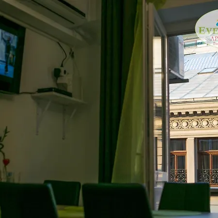 Evergreen Romarta Апартаменти